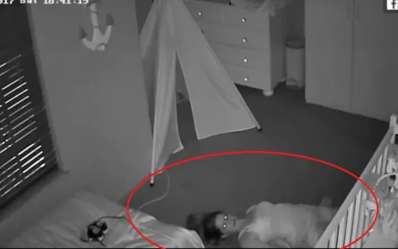 Así huye "mamá paranormal" del cuarto de su bebé. VIDEO