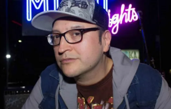 Es otro: Leo García y un nuevo cambio de look