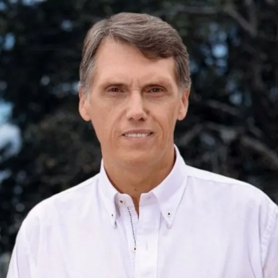 En plena sesión, Kosiner arenga ganarle al macrismo en las próximas elecciones