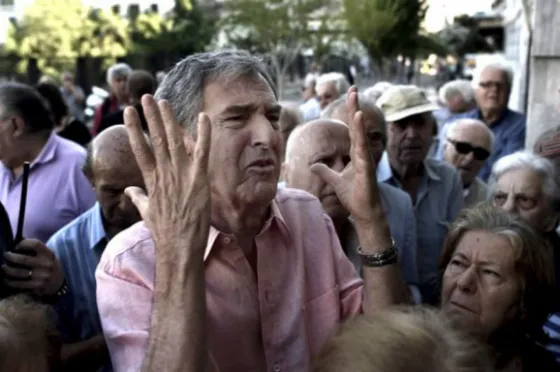 "Se meten con los jubilados porque saben que no tenemos herramientas para defendernos"