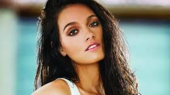 Oriana Sabatini, muy sexy en la playa