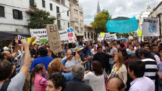 FM Capital te cuenta en un informe audiovisual como fue la protesta contra Macri