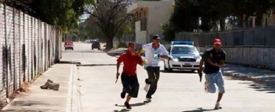 Se fugaron 14 presos de una comisaría de Tartagal