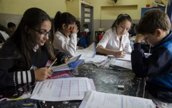 En Córdoba exigirán que los alumnos se eximan con 7