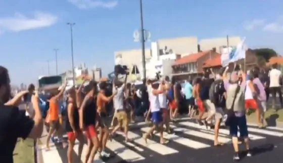 Guardavidas increparon a Vidal