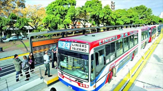 Con una tarifa "multimodal" intentarán bajar el malestar por el aumento del transporte