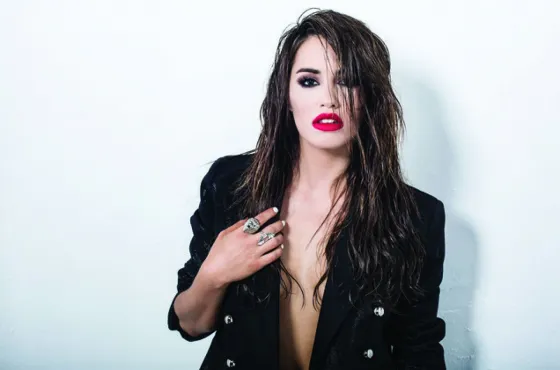 El radical cambio de look de Lali Espósito