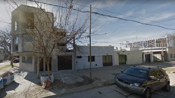 Gatillan a una beba de dos meses en una entradera