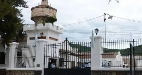 Investigan un intento de homicidio en el penal de Villa Las Rosas