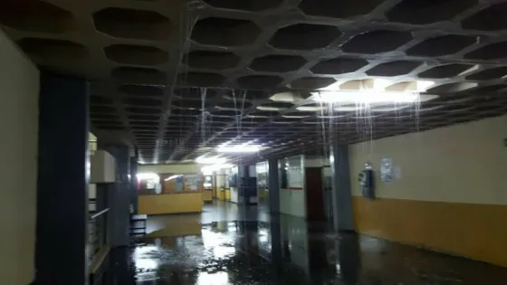 Inundación en el hospital de Orán: "El agua salía de los focos" (VIDEO)