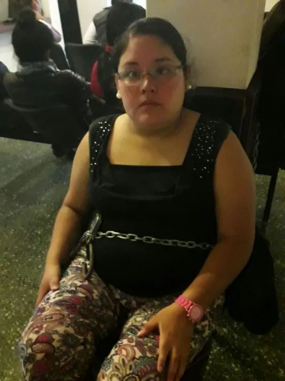 San Lorenzo: Una mujer embarazada fue despedida y se encadenó