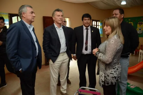 Macri visitó Humahuaca y fue abucheado por la gente. Video