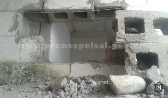 Hacía un boquete en una casa para robar y lo detuvieron