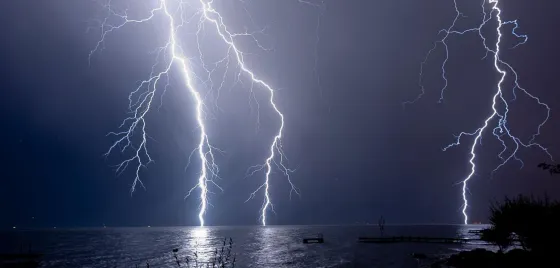 Un niño de 7 años murió tras ser alcanzado por un rayo