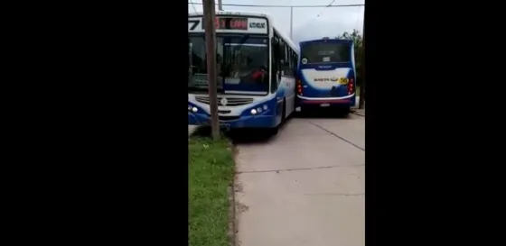 Vecinos de Castañares están indignados con la AMT . Video