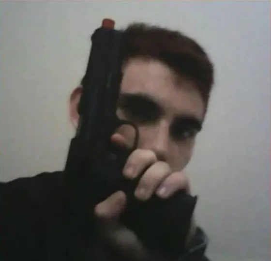 Este es el atacante en la escuela de Florida