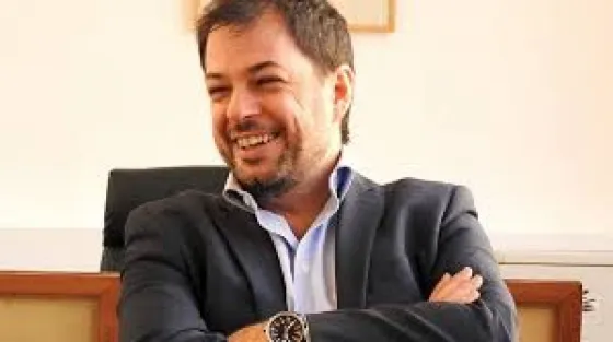 Otro funcionario nacional ocultó $1,2 de dólares en el exterior