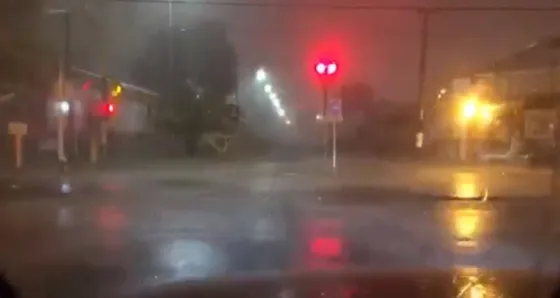 Se viralizaron imágenes de la fuerte tormenta en Salta. Video