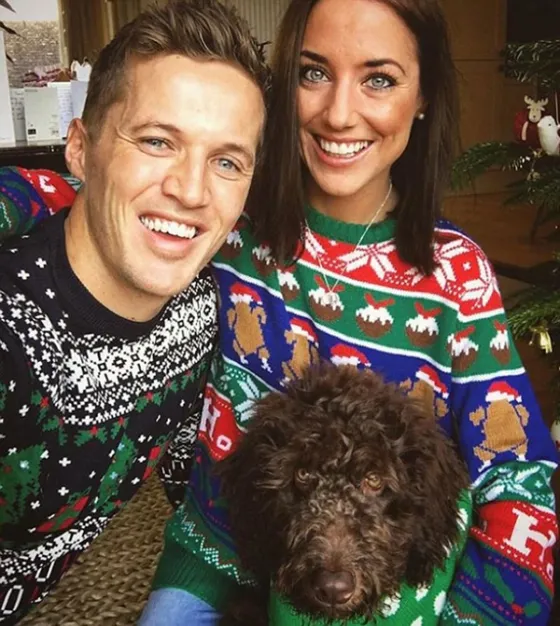 Se quedó viudo y se puso de novio con una chica idéntica a su difunta esposa