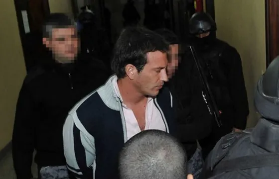 Múltiple asesino recibió una indemnización por agresiones en la cárcel