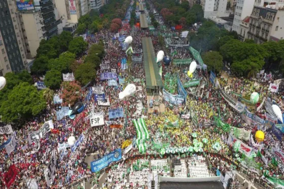 Desaparecerían algunos planes sociales para dar lugar a otro