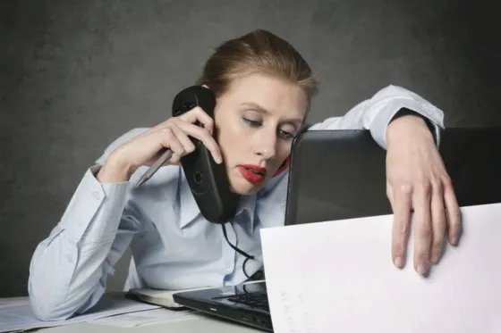 3 de cada 10 mujeres terminan el día agotadas