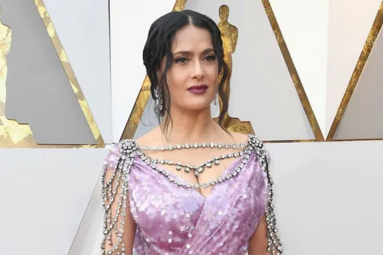 Salma Hayek fue el blanco de los memes sobre los Oscars 2018
