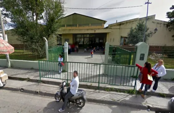 Padres se movilizarán por el mal estado de la escuela Mariquita Sánchez de Thompson