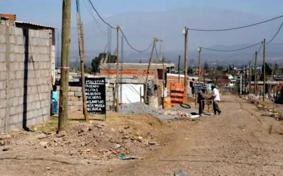 Conoce cuánto necesitaste en febrero para no ser pobre