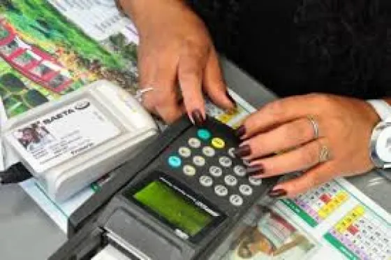 Hasta el viernes se realiza la recarga del boleto solidario