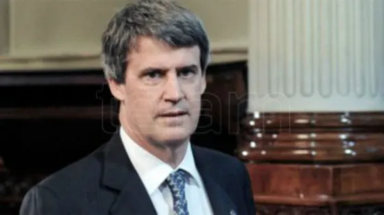 Prat Gay se reúne hoy con su sucesor Nicolás Dujovne para encarar la transición ministerial