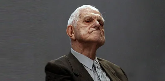 Murió el último dictador en el poder