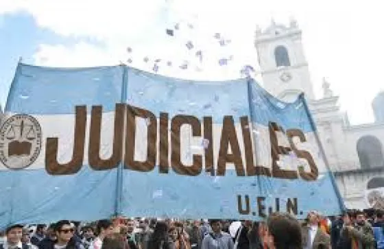 Empleados juidiciales se oponen a reducir la feria judicial o atender más horas.