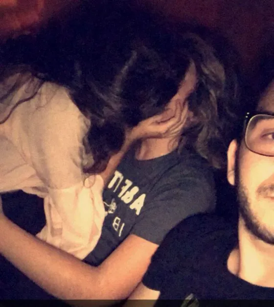 Viral: Su novia lo engañó y el la descubrió pero su reacción fue insólita