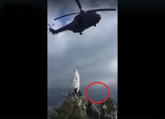 Ver para creer: Dos ovnis aparecieron en el monumento de una Virgen (VIDEO)