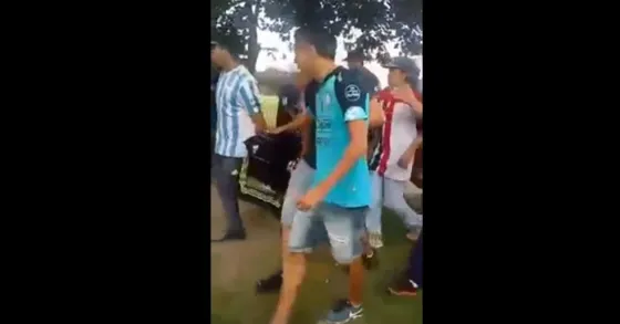 Velaron a un motochorro "a los tiros" y con canciones de cancha