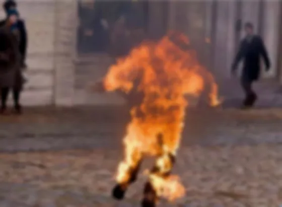 Socorrieron a una adolescente prendida fuego