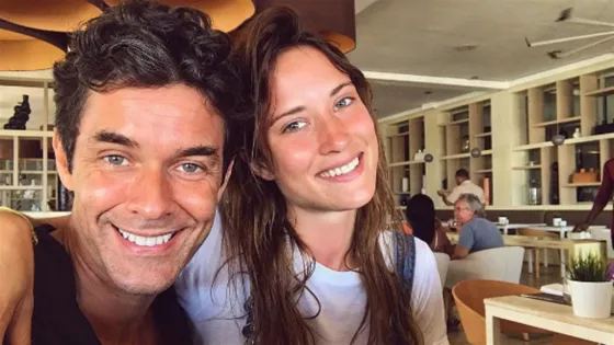 Se fue al pasto: La broma que le hizo Camila a Mariano Martínez