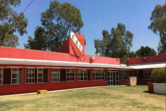 Ex jugador de las inferiores de Independiente está acusado de prostituir menores