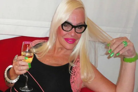 Al estilo Moria: Silvia Süller compartió selfies de su internación