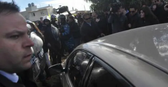 Momento de la agresión al presidente Mauricio Macri