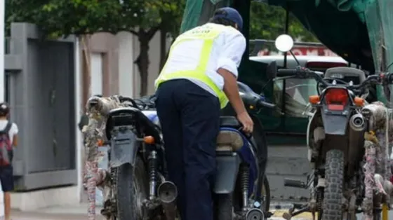 Tránsito retuvo 25 motos en dos horas y media
