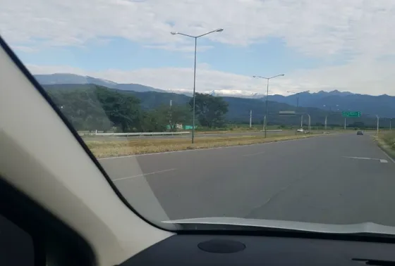 Hermosa postal: Amanecieron los cerros nevados en Salta