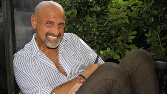 Detuvieron a Gustavo Sofovich  en un hotel alojamiento