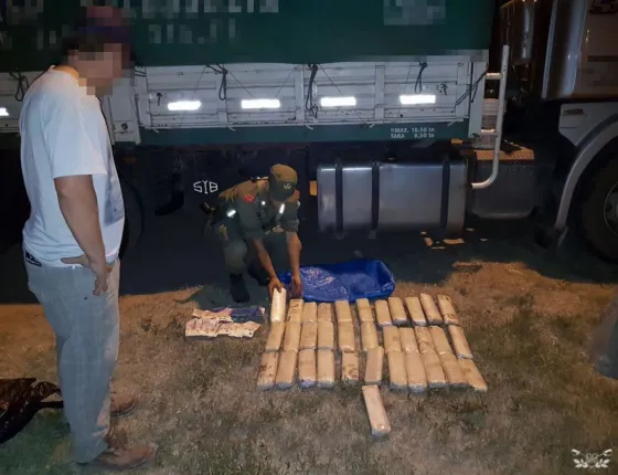 Detienen a un hombre por intentar coimear a Gendarmes