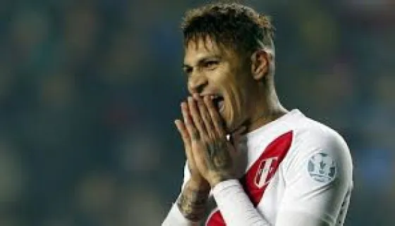 Paolo Guerrero podría reemplazar a Lautaro Martínez