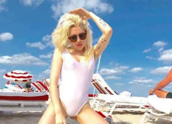 Militta Bora se desnudó y no dejó nada a la imaginación. FOTO