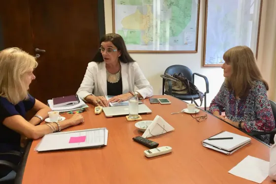 Buscan llevar los kioskos saludables a más escuelas