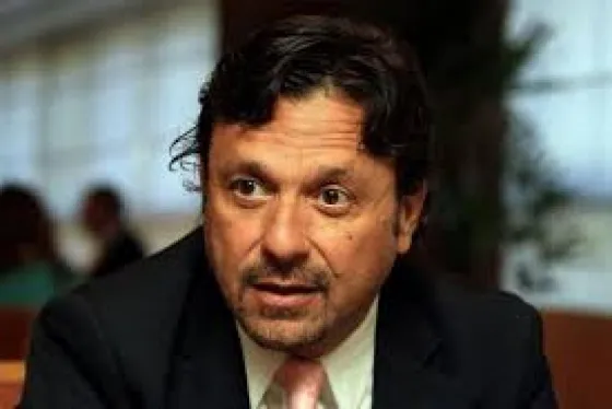 Sáenz: “Yo toco las puertas, llevo empanadas y hago lo que tengo que hacer”