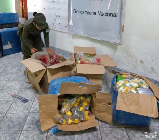 Secuestran mercadería ilegal valuada en más de un millón de pesos